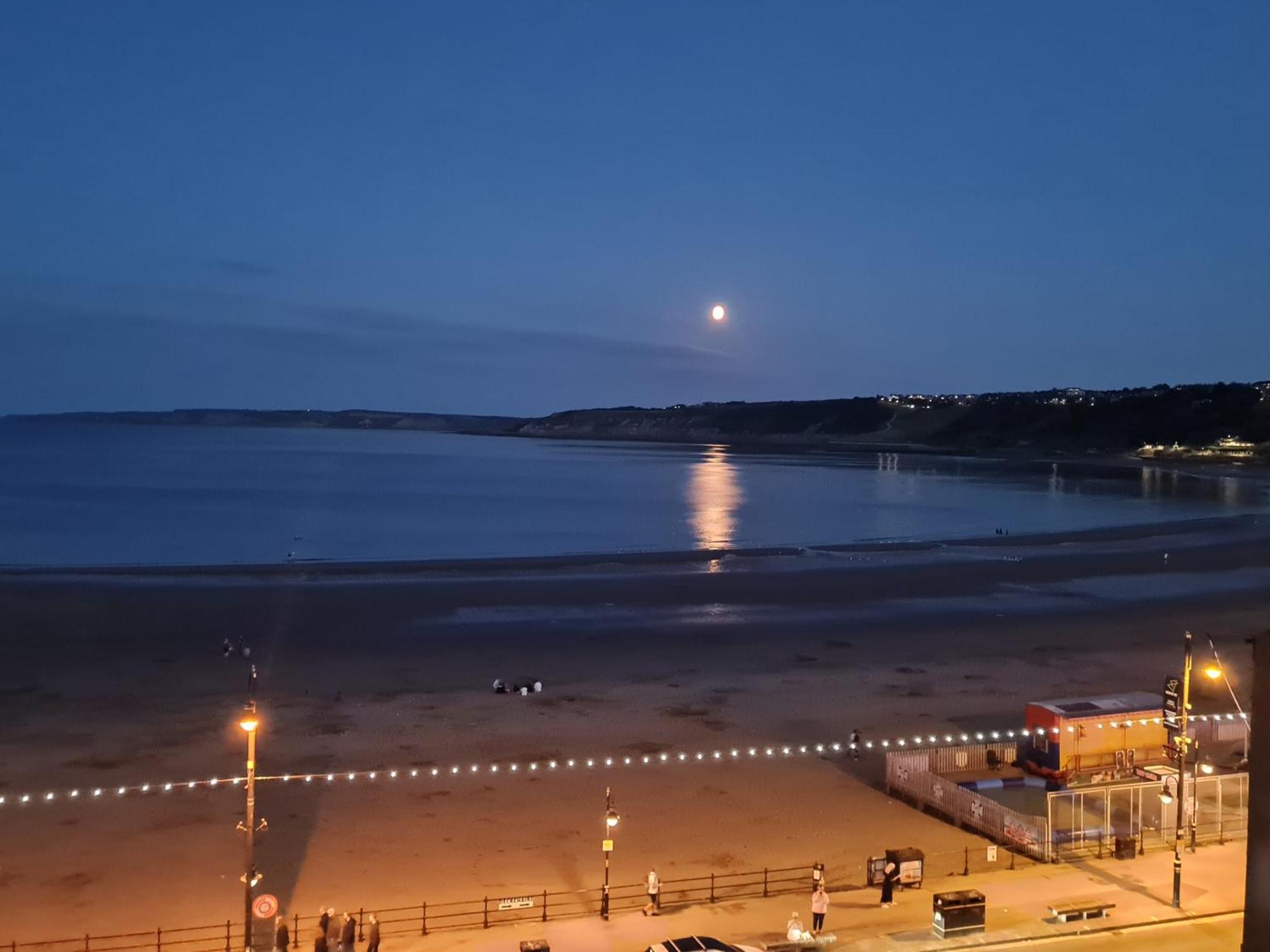 Yorkshire Rose - 2 Bed Apartment Sleeps 6 斯卡伯勒 外观 照片