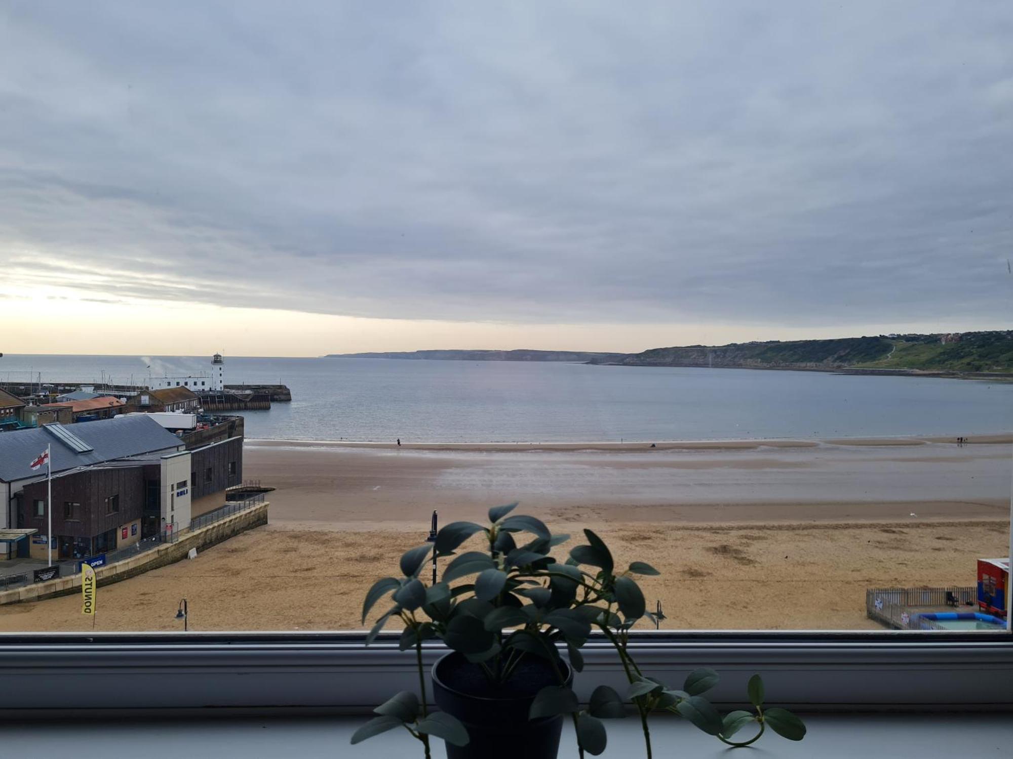 Yorkshire Rose - 2 Bed Apartment Sleeps 6 斯卡伯勒 外观 照片